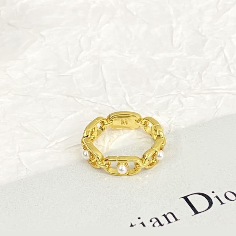 ch**an D*or rings